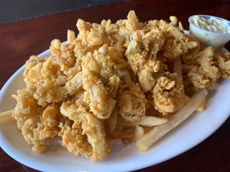 Fried Ipswich clams with french fries
